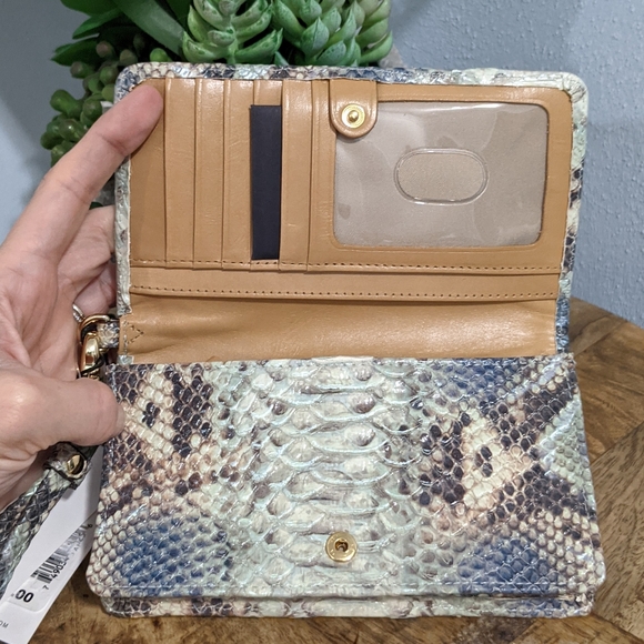 🤎SOLD💙NWT Brahmin Debra Tan Seabrook wristlet - Picture 4 of 9